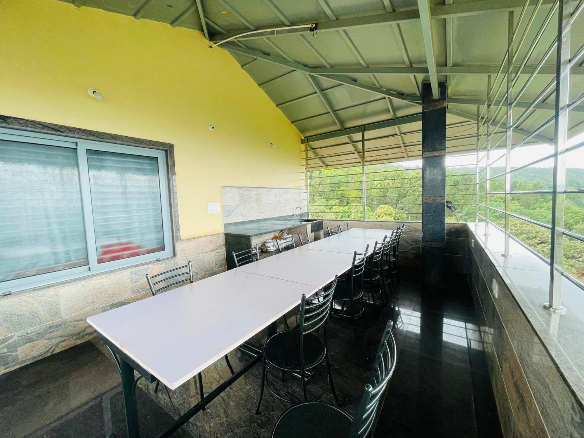 Rashi Z View Estate Stay Tarikere 外观 照片